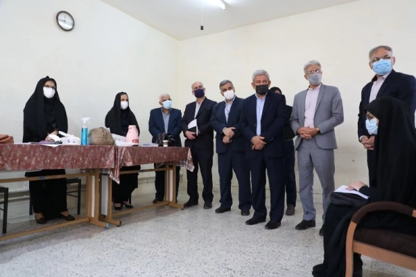 بازدید مدیر کل آموزش و پرورش خوزستان از روند مصاحبه و گزینش داوطلبان در شهرستان بهبهان 2
